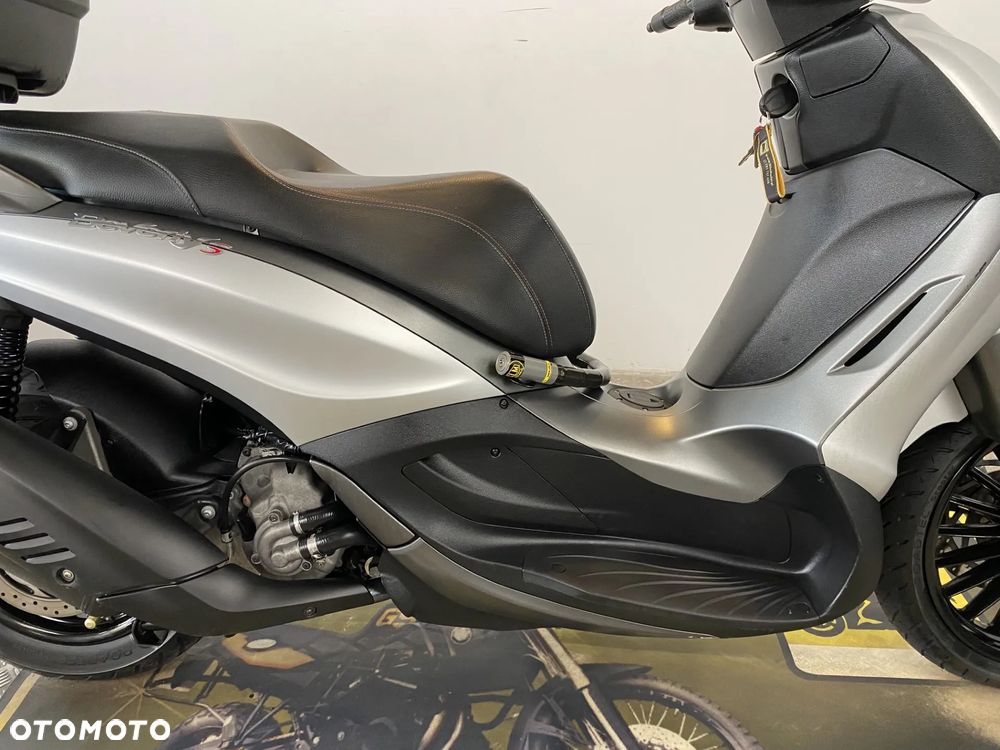 Piaggio Beverly - 8