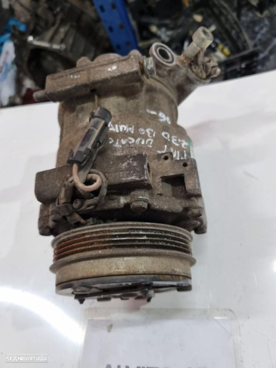 compressor de AC  Fiat Ducato  2011 ref: 054384357 - 2