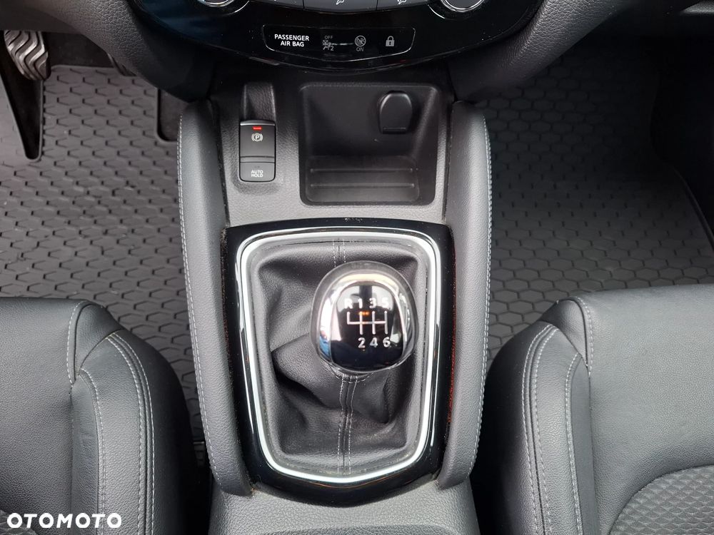 Nissan Qashqai 1.3 DIG-T Tekna - 24