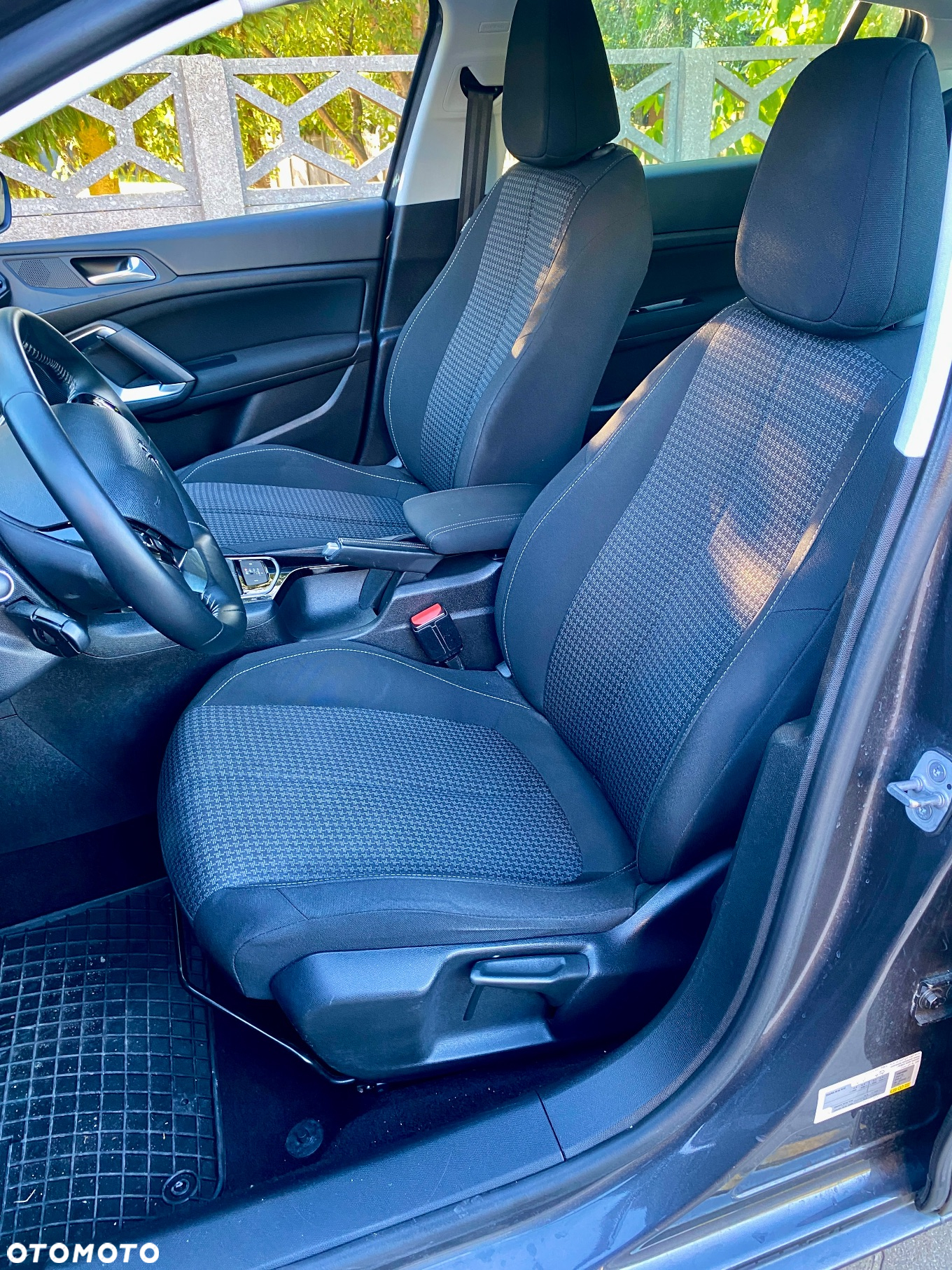 Peugeot 308 1.6 BlueHDi Active S&S EAT6 - 14