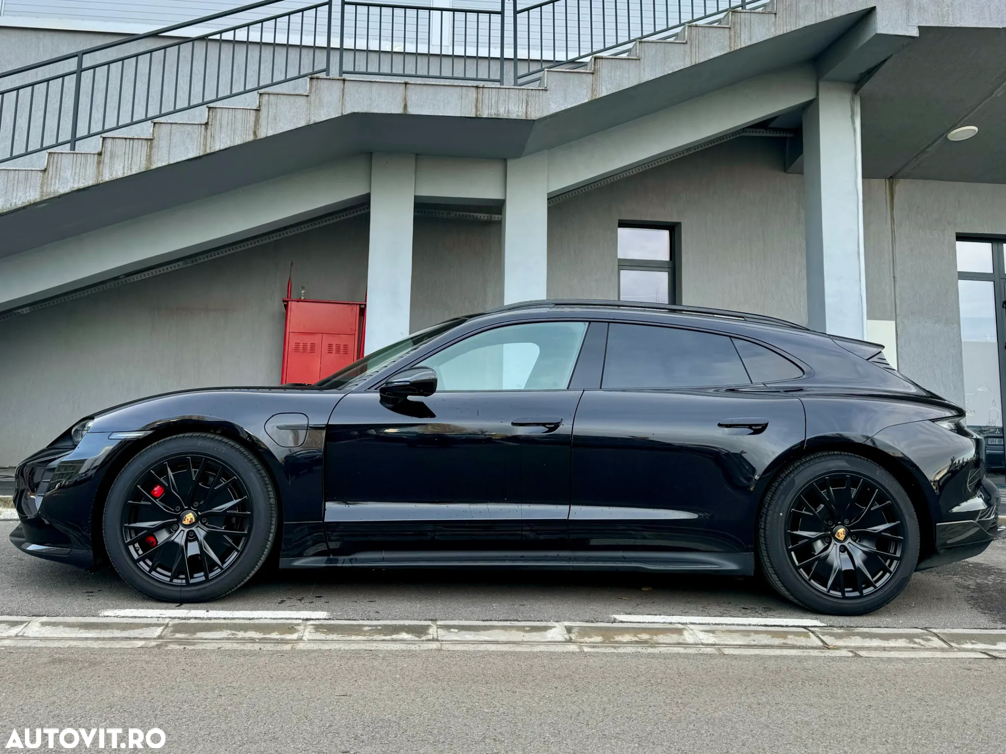 Porsche Taycan - 2