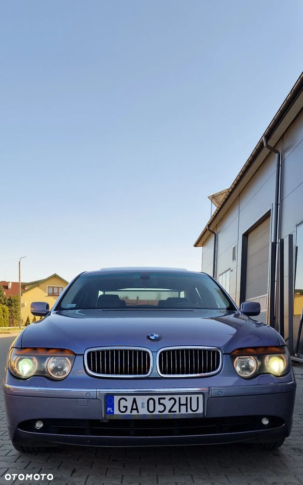 BMW Seria 7 745i L - 5