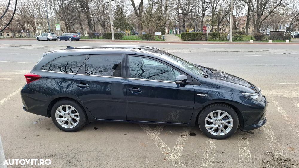 Toyota Auris 1.8 VVT-i Automatik Edition S+ - 4