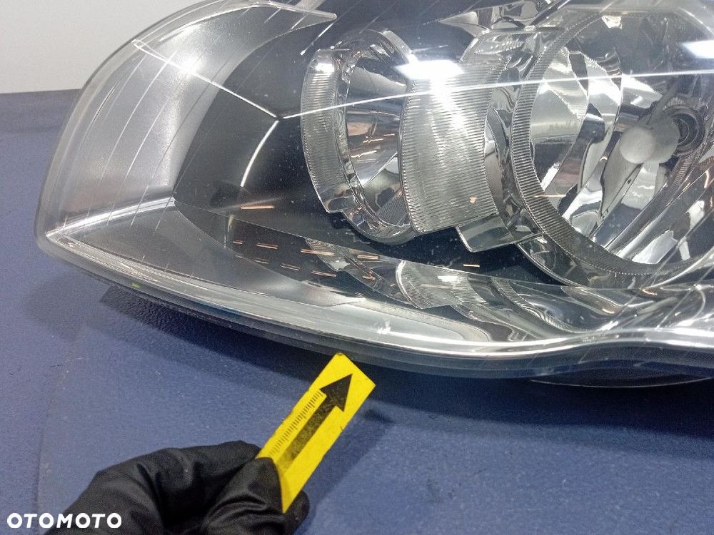 AUDI A4 B7 04-08 REFLEKTOR LEWY LAMPA PRZÓD  1305236052 - 8