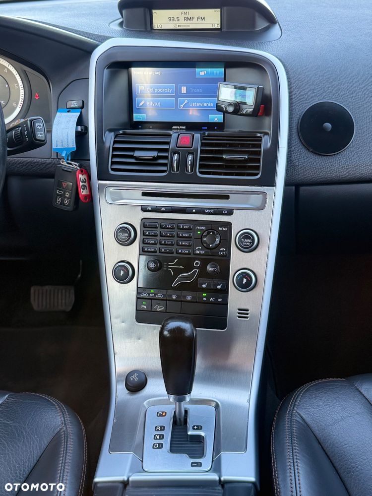 Volvo XC 60 D5 AWD Summum - 31