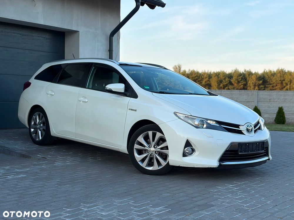 Toyota Auris 1.8 HSD Luna - 5