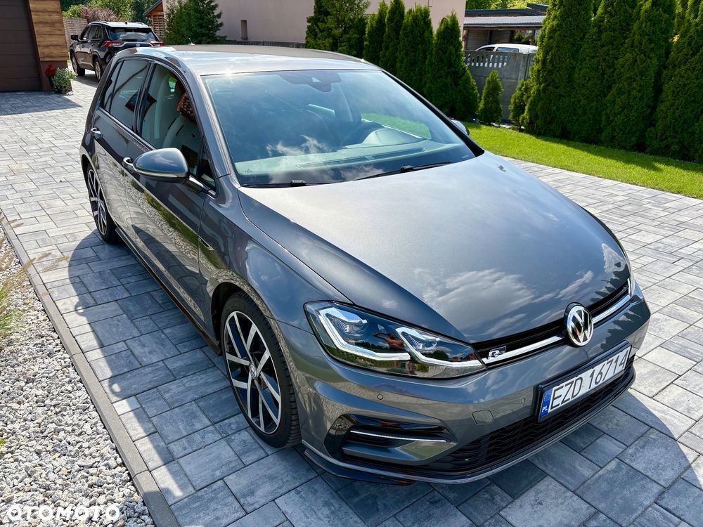 Volkswagen Golf - 24