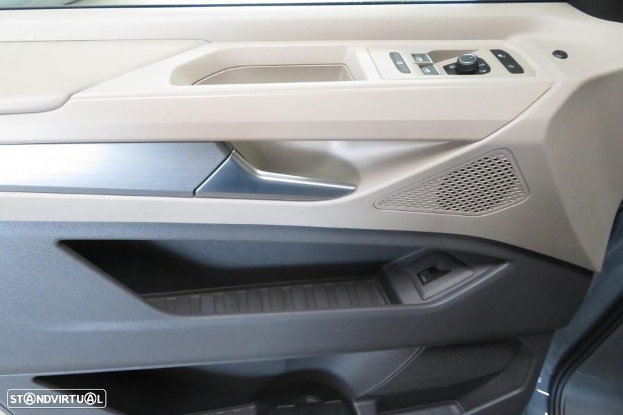 VW Multivan 2.0 TDI Style DSG - 13