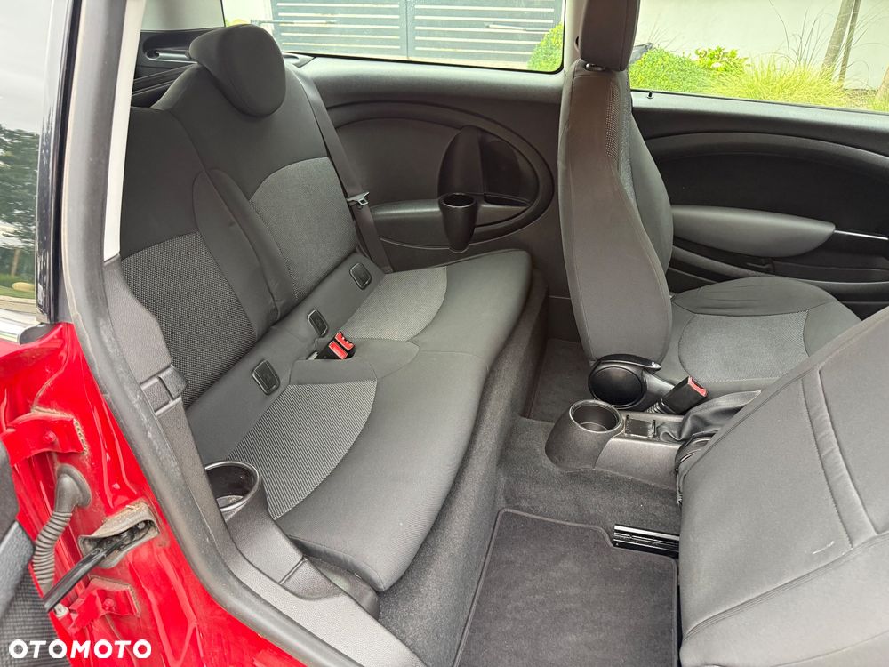 MINI Clubman One - 18