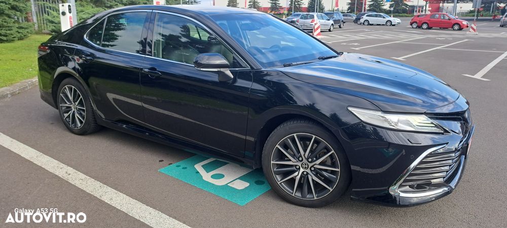 Toyota Camry 2.5 Exclusive - 2