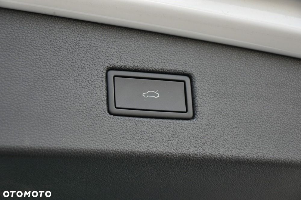 Volkswagen Tiguan 1.5 eTSI OPF DSG Life - 25