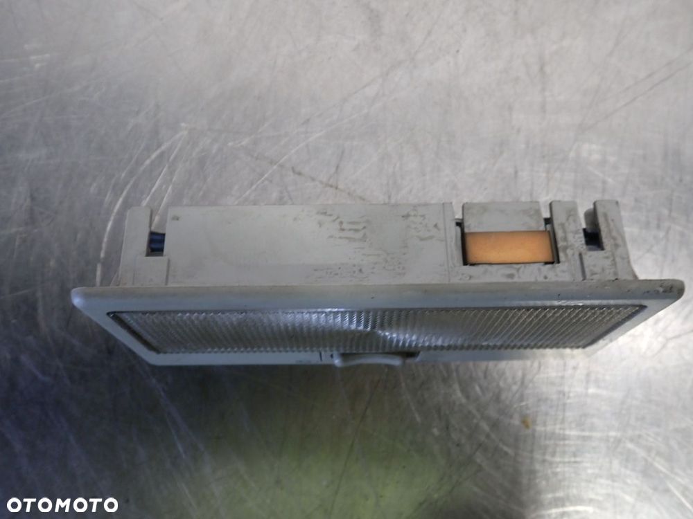 OŚWIETLENIE KABINY TYŁ VOLKSWAGEN T4 TRANSPORTER 1.9 AK2357947111 - 4