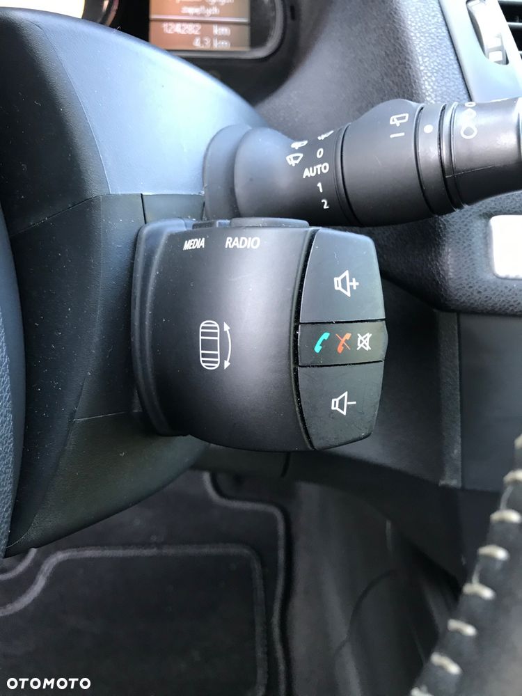 Renault Megane 1.6 16V 110 LIMITED - 15