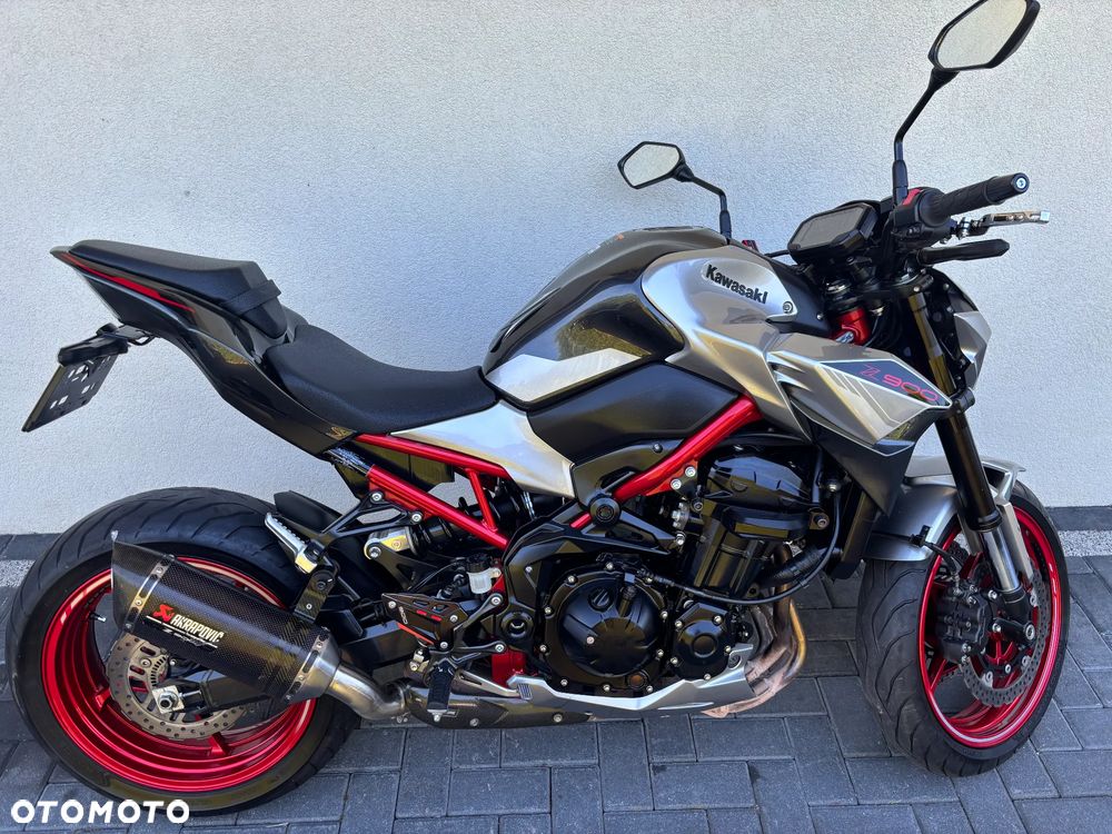Kawasaki Z 900 - 10