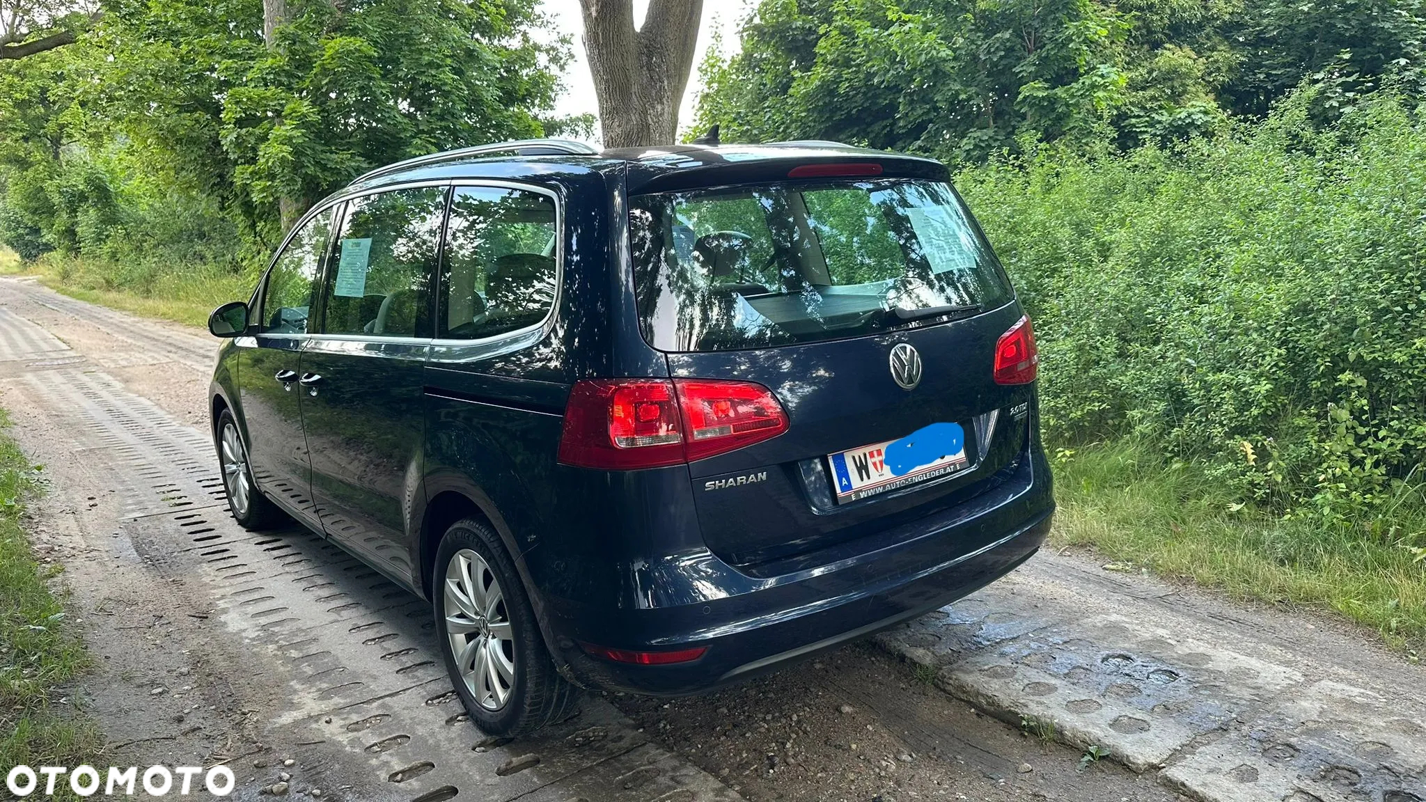 Volkswagen Sharan 2.0 TDI DSG BlueMotion Technology Highline - 3