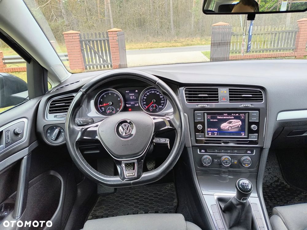 Volkswagen Golf 1.0 TSI BMT Trendline - 6