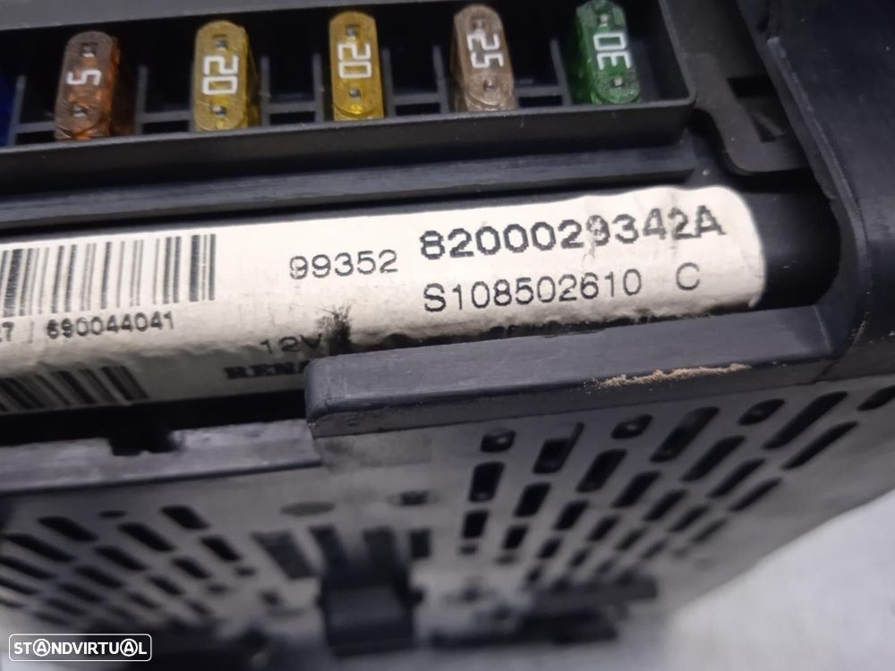 CAIXA RELÉS / FUSÍVEIS RENAULT MEGANE I 1999 -8200029342A - 1