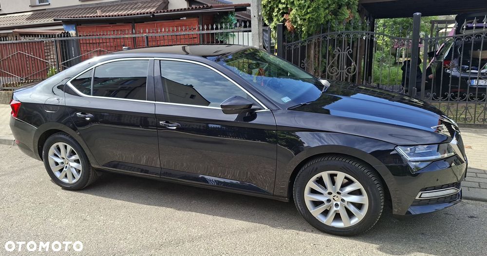 Skoda Superb 2.0 TSI L&K DSG - 5