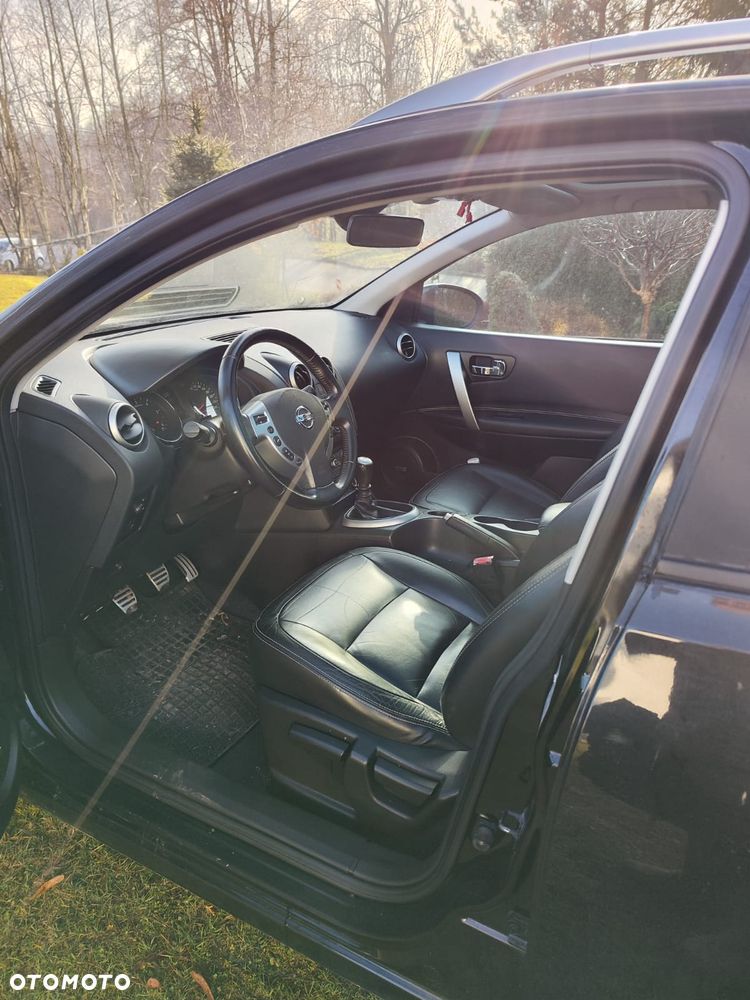 Nissan Qashqai 2.0 dCi DPF tekna - 15