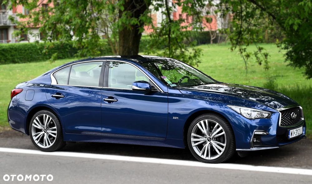Infiniti Q50 - 16