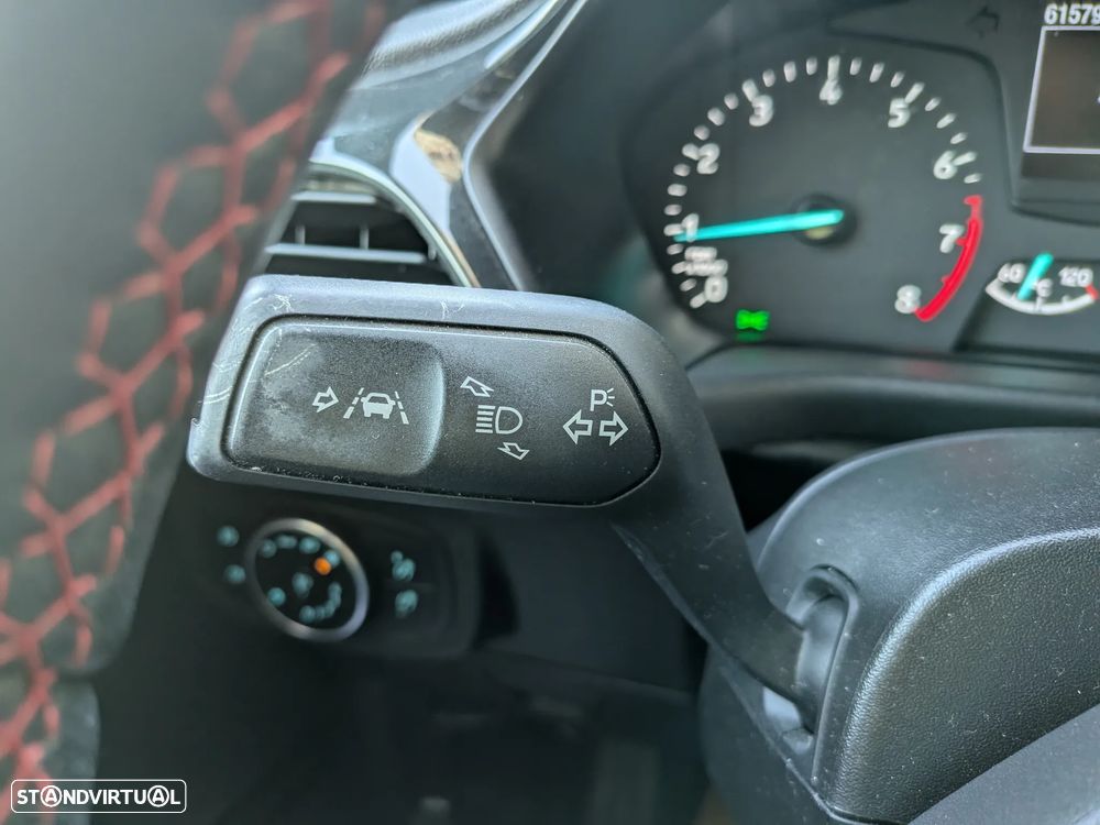 Ford Fiesta 1.0 EcoBoost ST-Line - 10