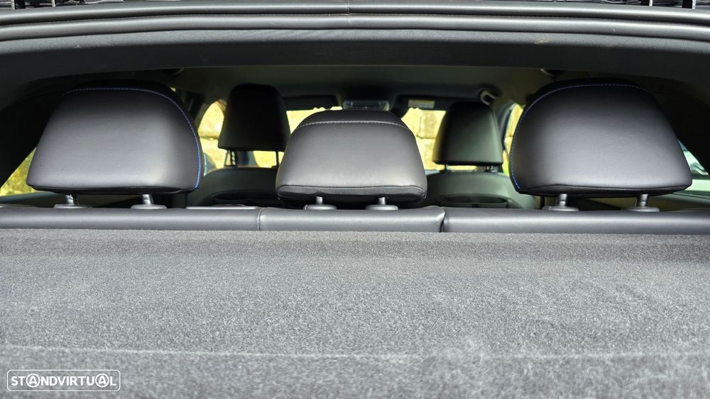 MG MG4 64 kWh Luxury - 58