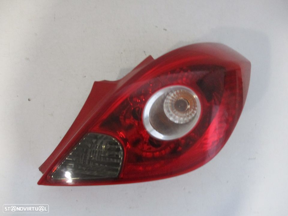 Farol Farolim Tras Opel Corsa D 3 portas Direito - 2