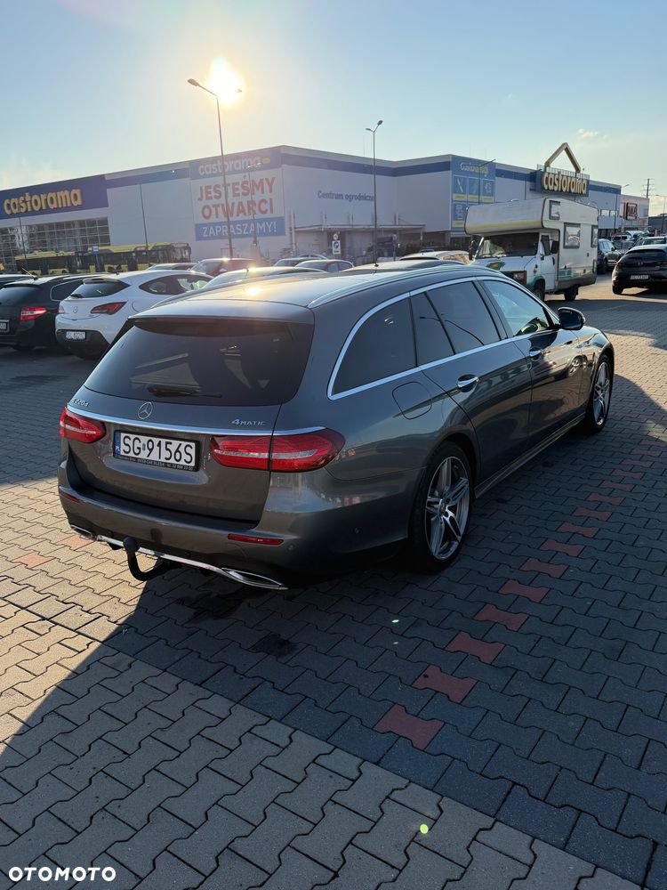 Mercedes-Benz Klasa E 220 d 4-Matic 9G-TRONIC - 5