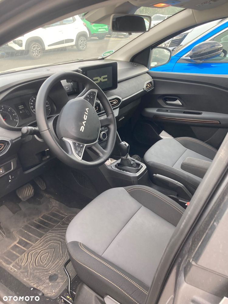 Dacia Sandero 1.0 TCe Expression CVT - 4