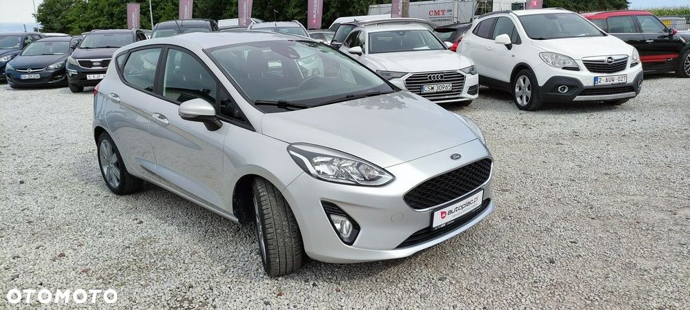 Ford Fiesta - 24