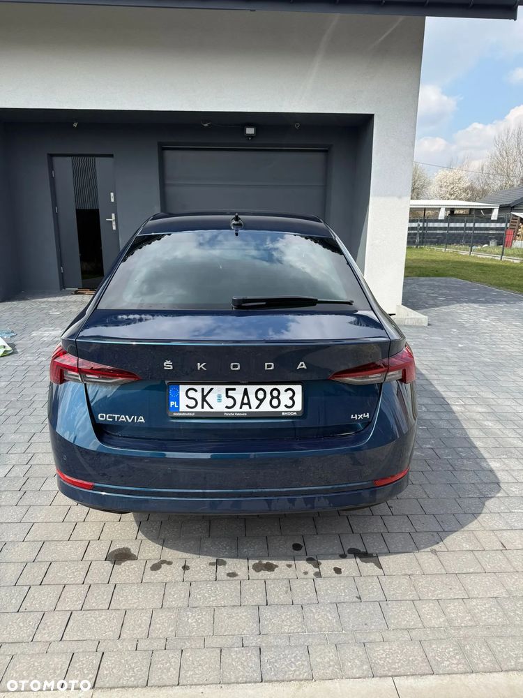 Skoda Octavia 2.0 TSI 4x4 Style DSG - 6