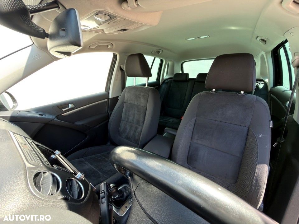 Volkswagen Tiguan - 14