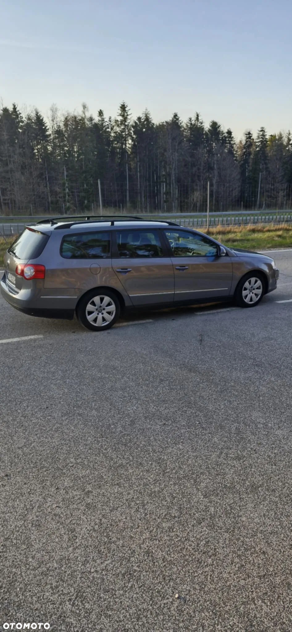 Volkswagen Passat 1.9 TDI Comfortline - 8