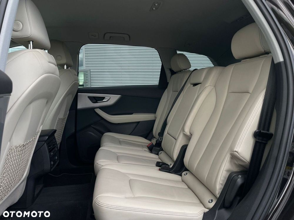 Audi Q7 - 13