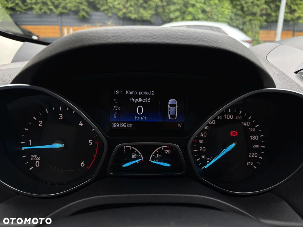 Ford Kuga 1.5 TDCi 2x4 Titanium - 21