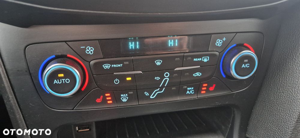 Ford Focus 1.5 TDCi DPF Start-Stopp-System Titanium - 8