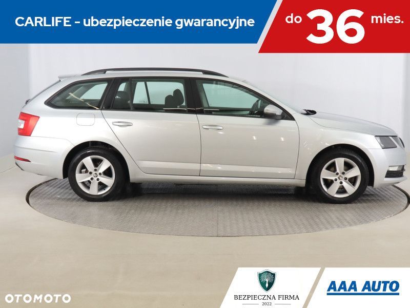 Skoda Octavia - 8