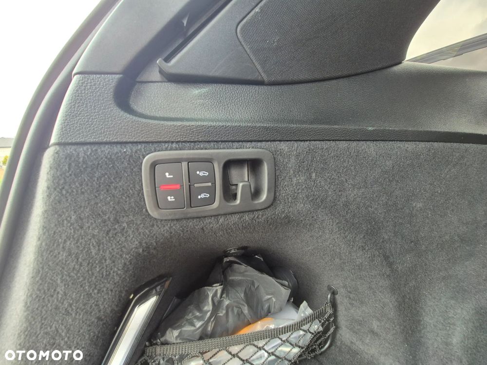 Audi SQ7 4.0 TDI Quattro Tiptronic - 23