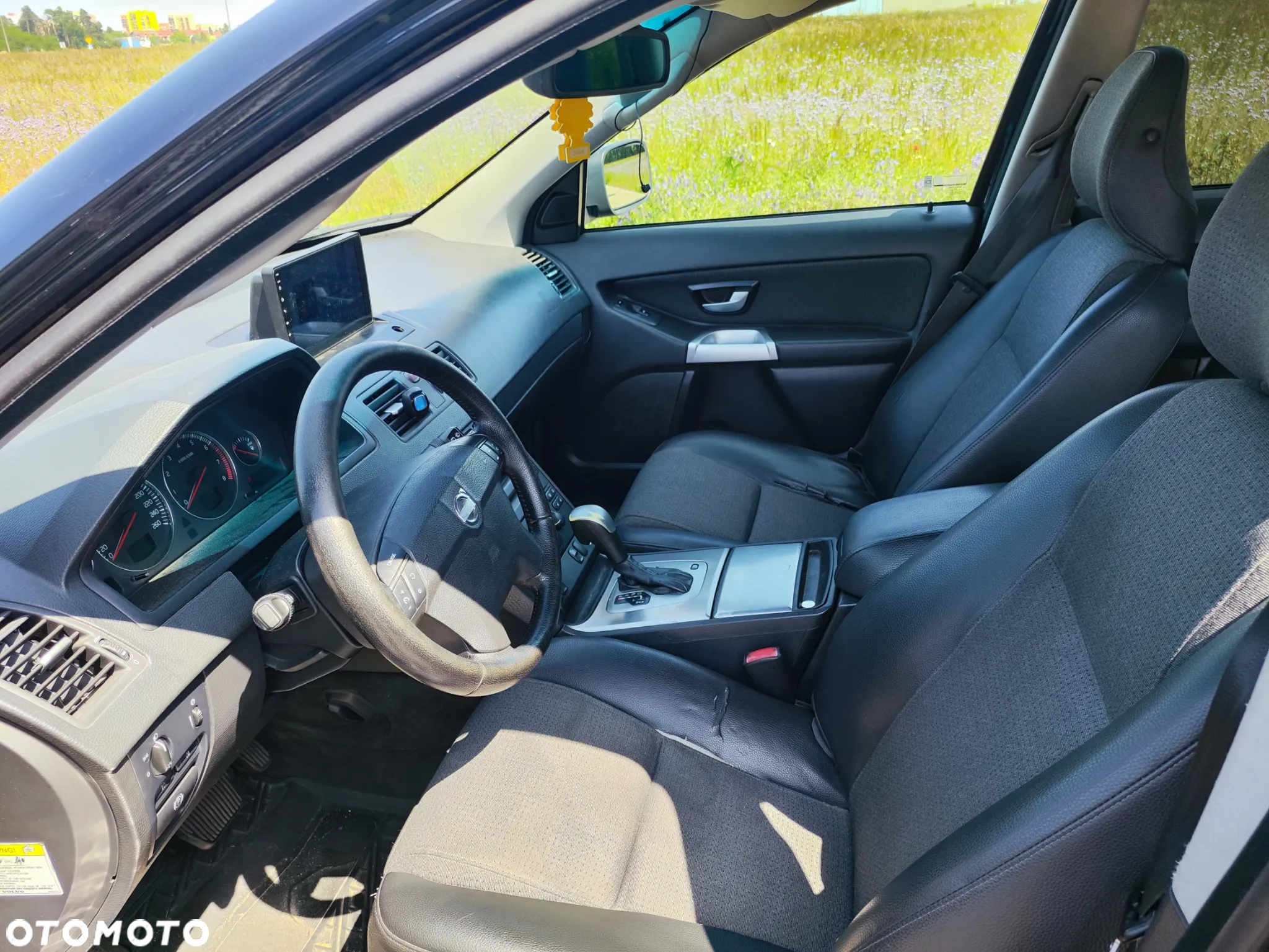 Volvo XC 90 2.5T Momentum - 12