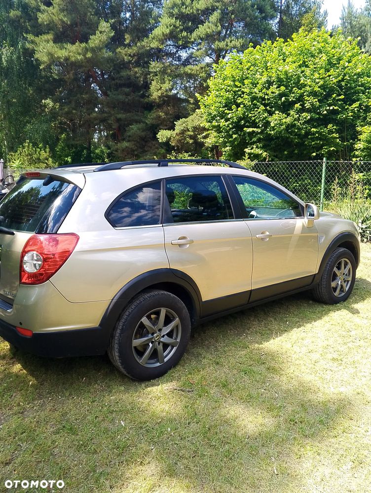 Chevrolet Captiva 2.4 LS - 1