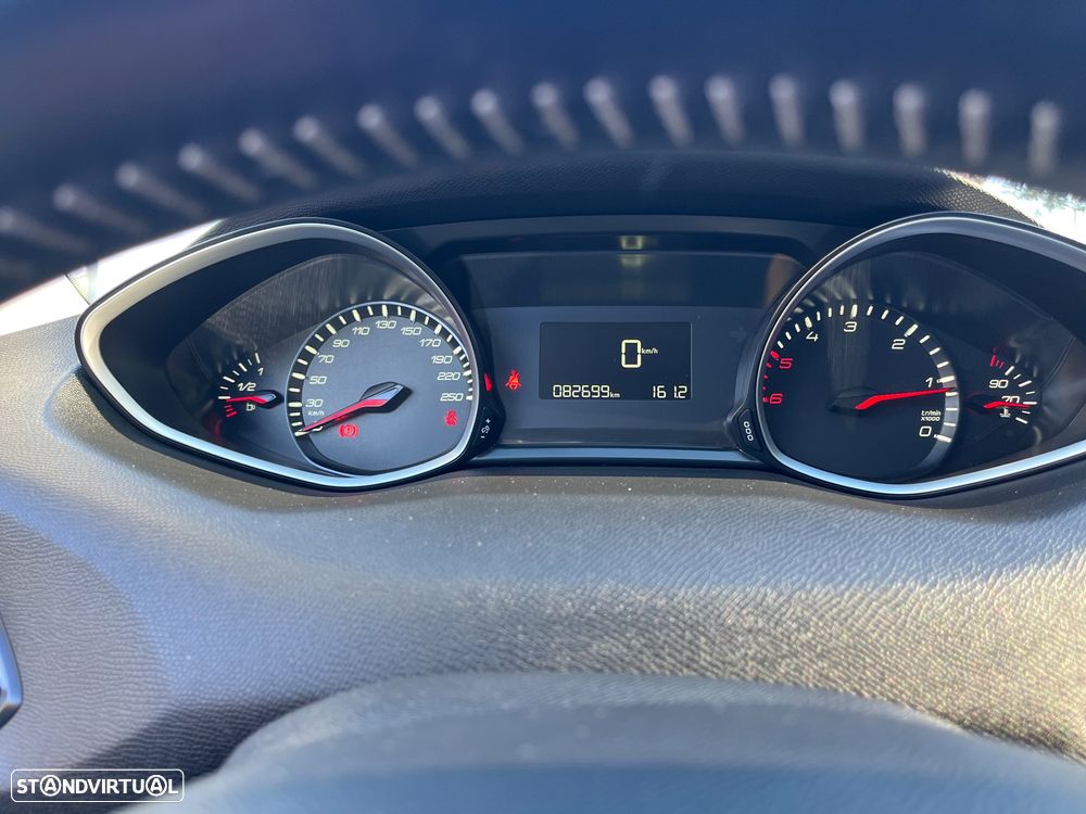 Peugeot 308 1.5 BlueHDi Style - 14