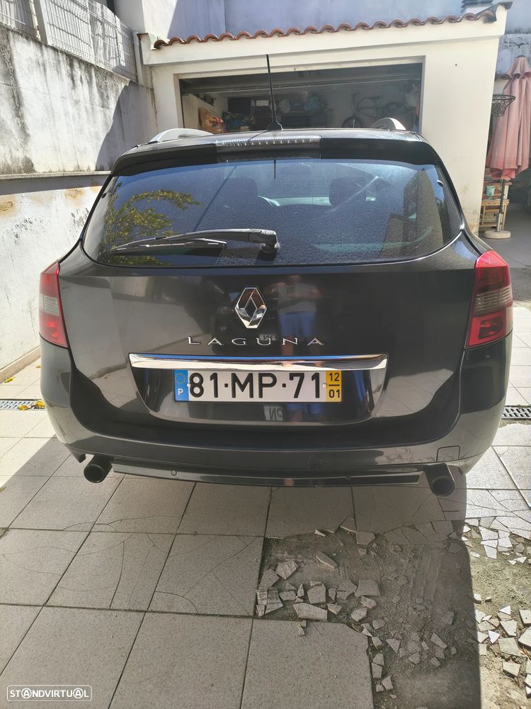 Renault Laguna Break 2.0 dCi Dynamique S - 12