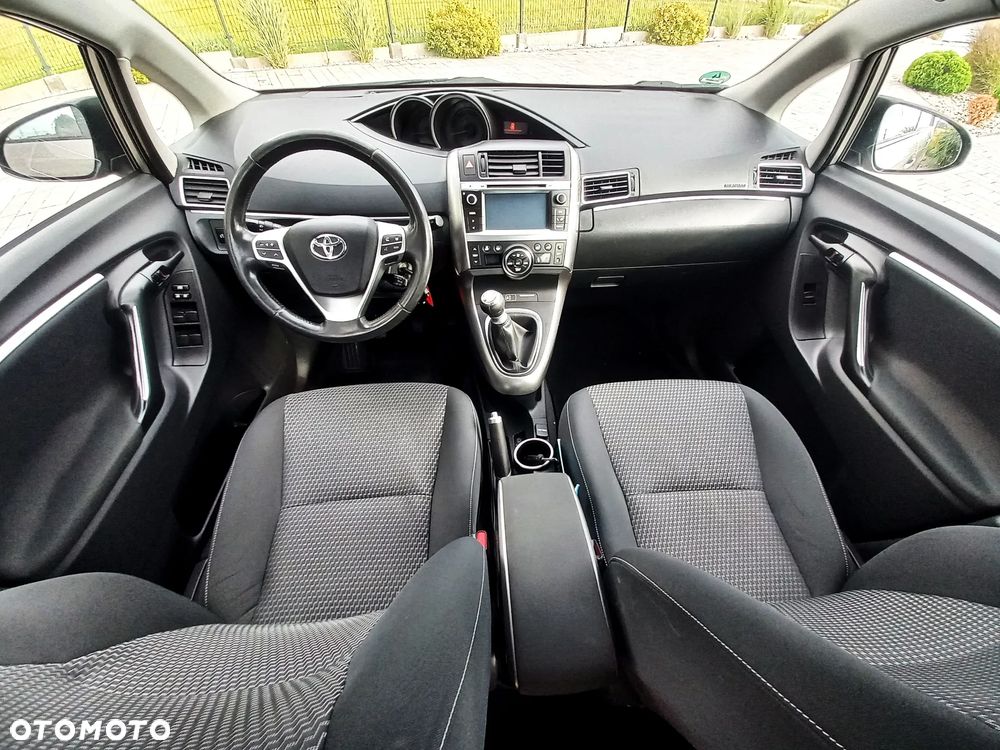 Toyota Verso 1.6 D-4D Premium - 4