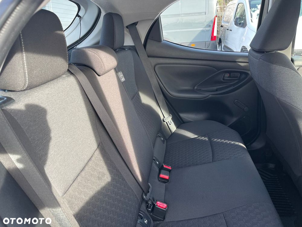 Toyota Yaris - 31