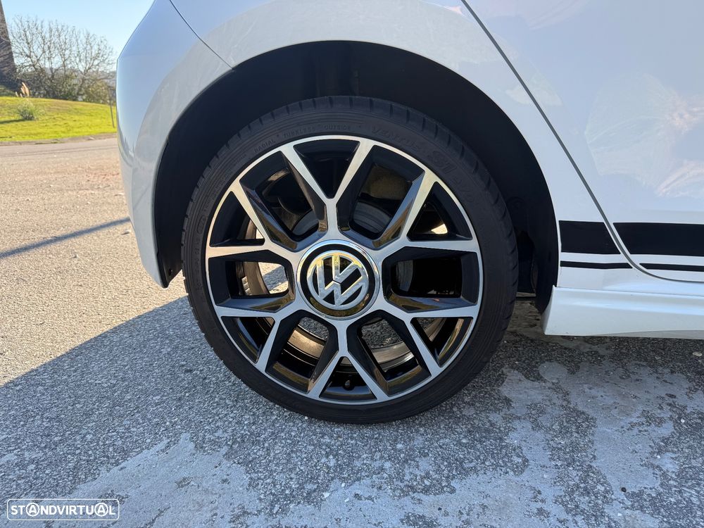 VW Up! GTI - 22