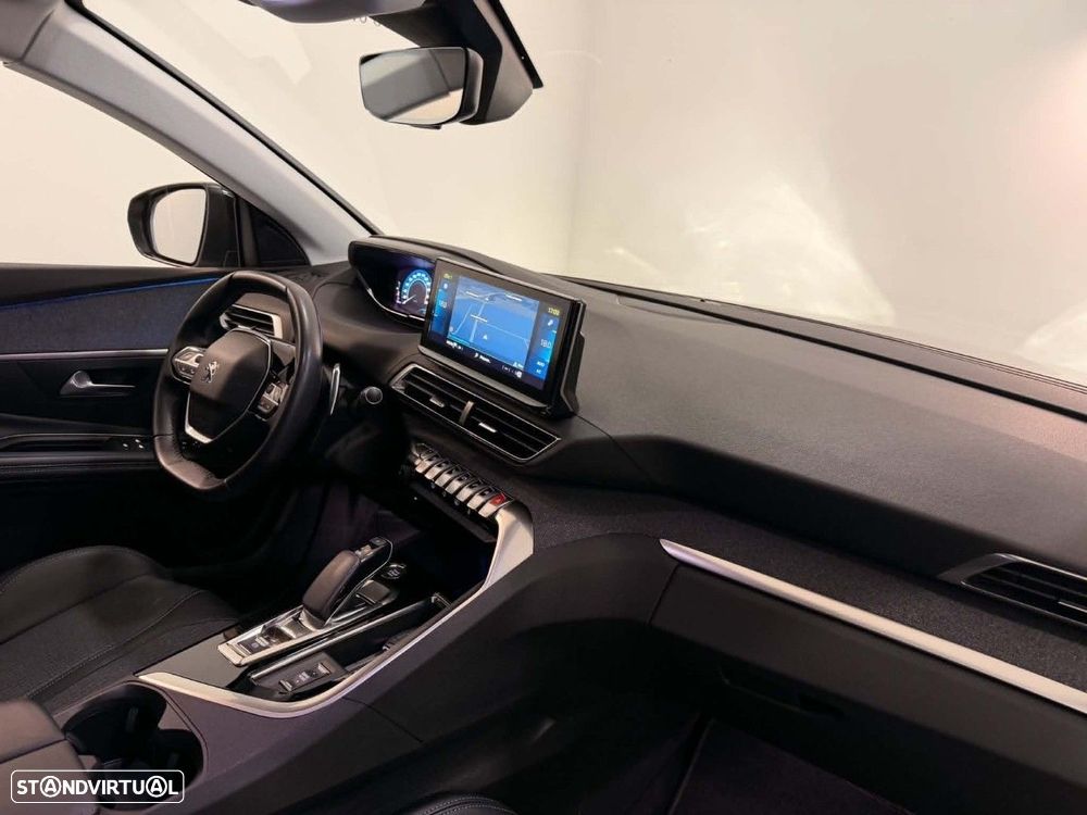 Peugeot 3008 1.6 Hybrid Allure e-EAT8 - 24