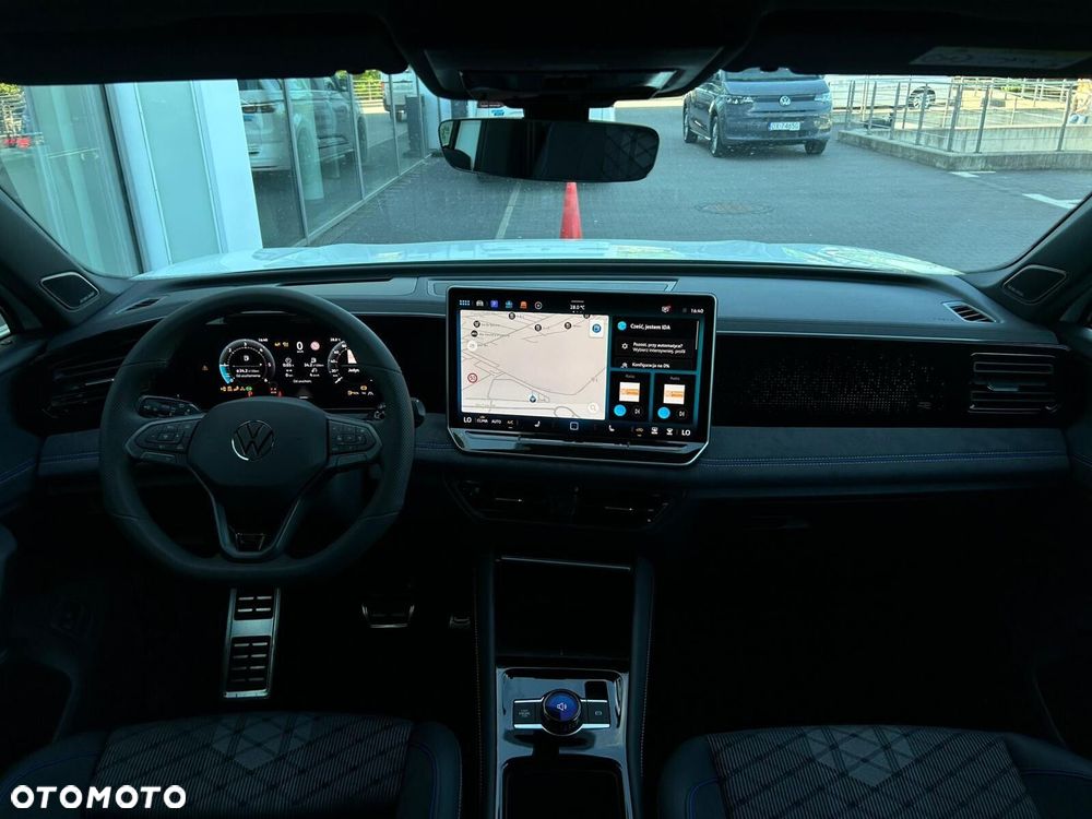 Volkswagen Tiguan - 5