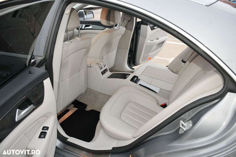 Mercedes-Benz CLS 350 CDI 4Matic 7G-TRONIC - 24