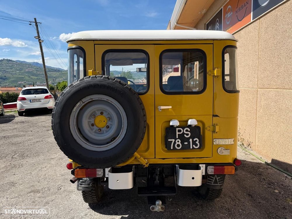 Toyota Land Cruiser - 14