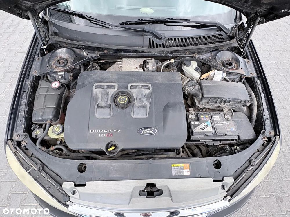Ford Mondeo 2.0 TDCI Ambiente - 22